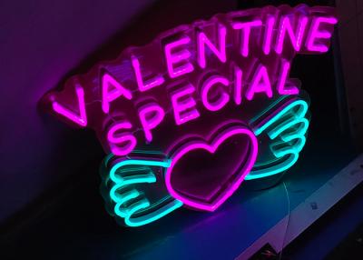 Chine Lumières flexibles au néon lumineuses superbes d'enseigne au néon fait sur commande spécial de Valentine pour des couples d'amant à vendre
