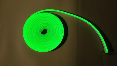 China luz de neón 12V de la cuerda de los 2.5cm que corta IP67 LED ninguna luz llevada flexible frágil de la cuerda en venta