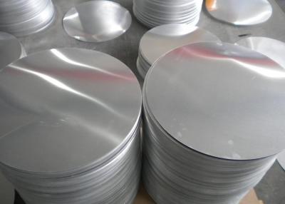 China Los círculos de aluminio de los discos del genio de A3004 H14 /A1100 O alisan la superficie, hoja de aluminio redonda del pote en venta