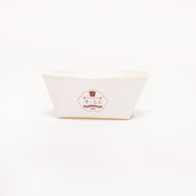 China Vierkante veelhoekige bakkerij verpakkingsdoos wegwerp gedrukte kartonnen cake cup Te koop