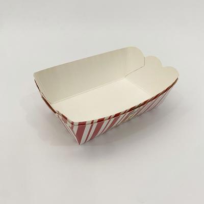 China Takeaway Food Paper Trays Compostable Boat Shaped Cake Packaging Container for sale