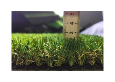 Chine Herbe artificielle UV de sports de mesure d'herbe artificielle de terrain de jeu de PE 3/8 à vendre