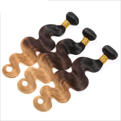 China Extensiones del pelo de Ombre del tono del brasileño 3, paquetes del cabello humano de Ombre en venta