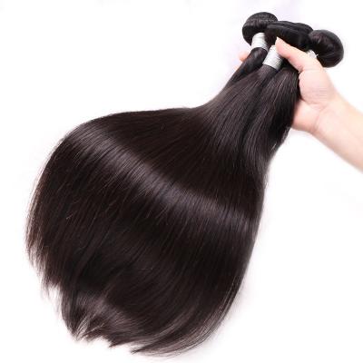 中国 100%のまっすぐなブラジルのバージンの毛膚触りがよく柔らかいブラジルの直毛の束  販売のため