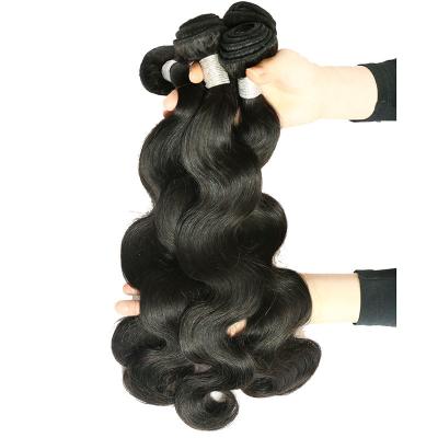 China O cabelo peruano humano da onda do corpo de 100% empacota a categoria 7A sem processado à venda