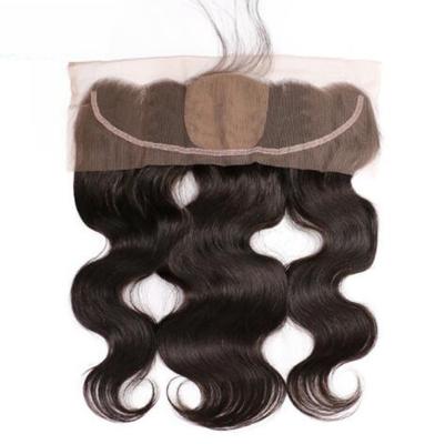 Chine Les perruques basses en soie pré plumées d'avant de dentelle de cheveux bouclés de la fermeture 13x4 de dentelle embrouillent librement à vendre