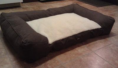 China Soft Fleece Pet Mat Memory Foam Mattress Dog Bed Sofa Bolster Design for sale