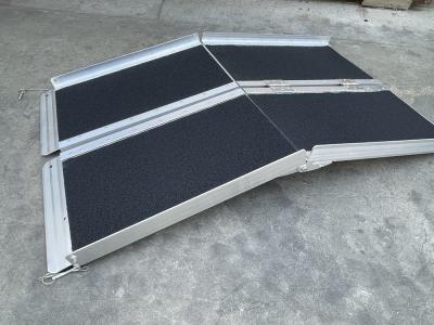 China LR-002 Aluminum Loading Ramps Extended 3ft 270KG Capacity for sale