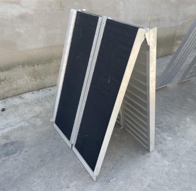 China Lightweight Aluminum Loading Ramps Durable & Sturdy for sale