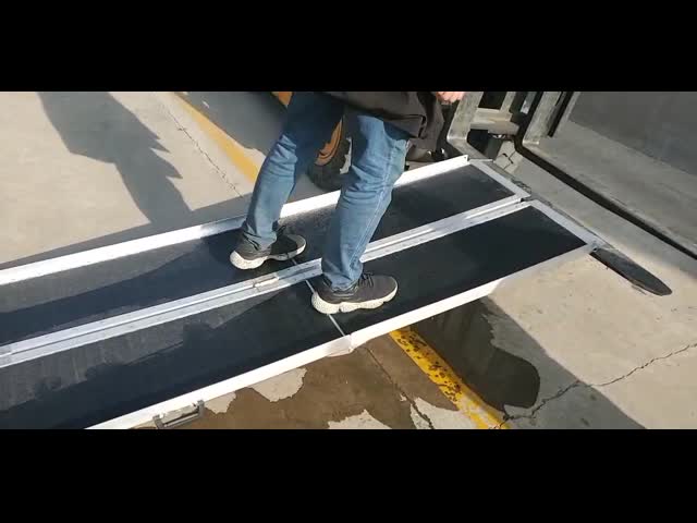 LR-002 Aluminum Loading Ramps Extended Size 91*73.5/36*5.1cm 1 Year