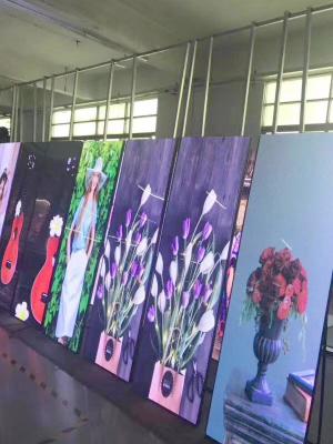 China IP30 LED Advertising Display Screen P2.5 P3 LED Poster Video Display for sale