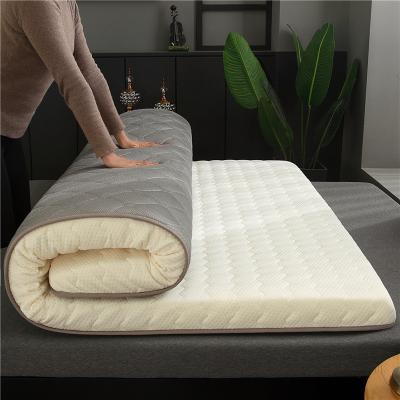 China Moderne matras in een doos Opvouwbare matras van PU-schuim met hoge dichtheid Te koop
