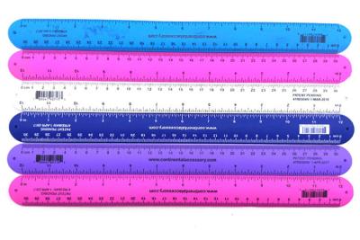 China Top Grade Silicone Slap Bracelet Ruler Non Stick Scraps And Dust Featuring for sale