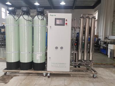 China Reverse Osmosis Pure Water Treatment Desalination Machine Plant Automatic 900LPH for sale