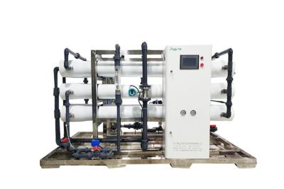 Chine Installation de traitement de l'eau d'ultra-filtration d'eau potable de filtre d'uF ³ /H de 15 M à vendre