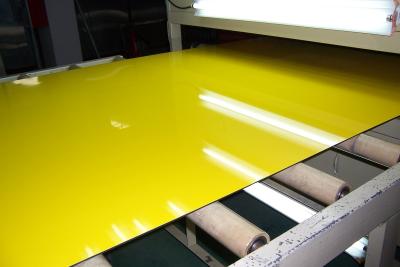 中国 1220mm-1570mm Specifications Polyethylene Aluminum Composite Panel With Various Colors 販売のため