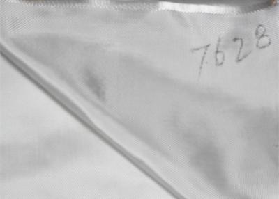 Cina Alcali tessuto del tessuto della vetroresina del panno 7628 della fibra di vetro liberamente per il panno basso placcato di rame in vendita