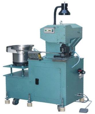 China Automatic Loose Terminal Crimping Machine for sale