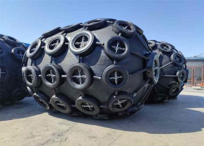 China Hull Protect Pneumatic Rubber Fenders Moored To The Pier Or Suspended From Hull for sale