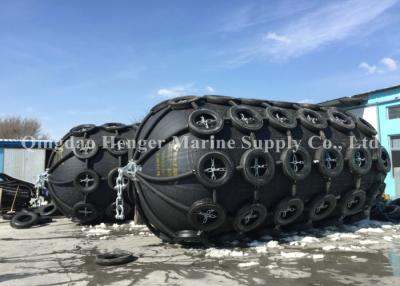China Chain and Tyre Type Protecting Sleeve Jacket Inflatable Jetty Pneumatic Rubber Fender for sale