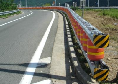 中国 黄色い赤い色の交通安全のローラーの障壁の道の回転のバレルD350XL500mm 販売のため
