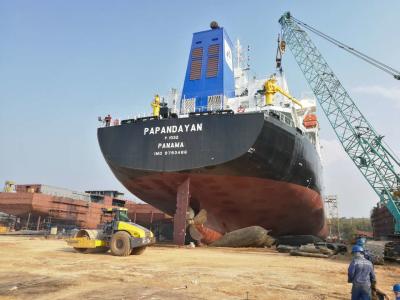 Chine Bateau de levage de lancement de dock sec de Marine Rubber Ship Launching Airbags à vendre