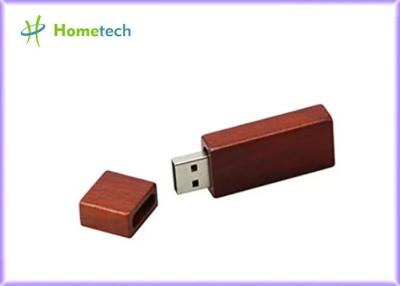 China Rechteck roter hölzerner greller Hochgeschwindigkeitsantrieb 16GB USBs 3,0 zu verkaufen