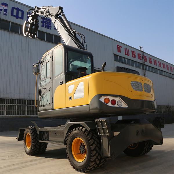 Quality ZHONGMEI Excavator 35KM/h Big Digger 7 Tone Large Wheeled Excavator With CE for sale