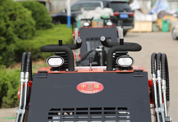 Quality LH380S Crawler Front End Loader Versatile Rubber Tracked Mini Skid Steer Loader for sale