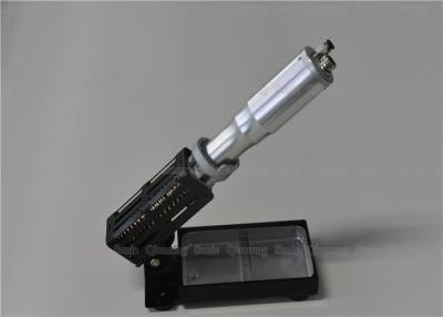 Chine Découpeuse ultrasonique portative de bras robotique blindé pour le tissu avec le générateur analogue à vendre