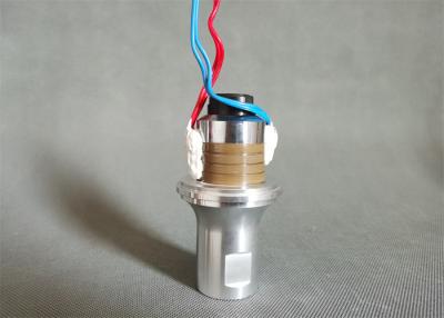 China transductor ultrasónico de 2000w 20Khz para el equipo industrial del caso flúido o líquido en venta