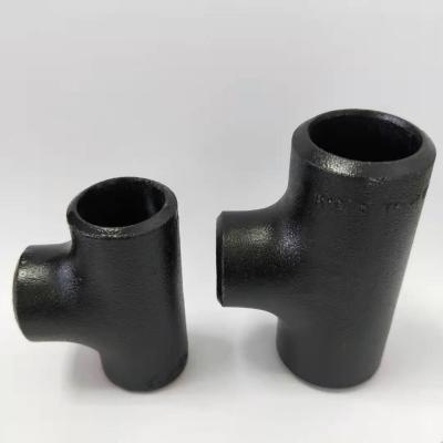 China ANSI B16.9 A234 Wpb Sch40 Smls 32mm Equal Pipe Fitting Tee for sale