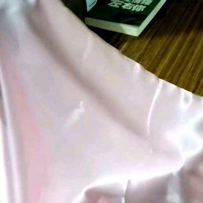 Chine D'OEM tissu en soie brodé par toxique non, soie de mûre 16C pure brillante par la cour à vendre