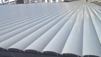 China Exterior Ceiling Louvre Sun Shade Systems 1000 - 6000mm Blades Span Motorized Control for sale