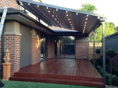 China Aluminum Alloy Retractable Awning Waterproof PVC Retractable Patio Awning for sale