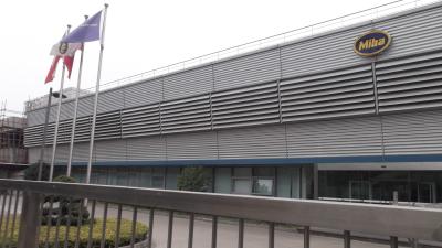 China Window Covering Curtain Wall Louvers Aluminum Wall Louvers Air Ventilation for sale
