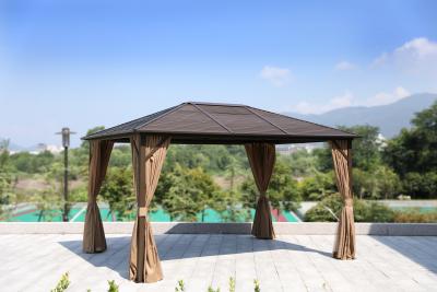 China Gazebo de aluminio del tejado del policarbonato de la protección 3*4 de Sun en venta