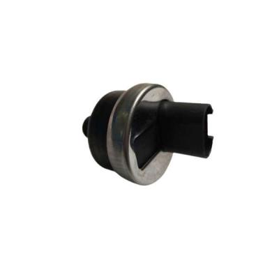 China Iveco Oil Pressure Sensor , Oil Pressure Switch Automotive 504084761 for sale