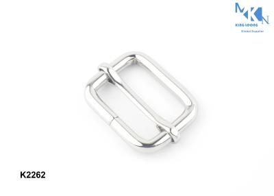 China Hardware de la hebilla del cinturón del estilo de la moda, hebillas del cinturón de centro de plata brillantes de la barra en venta