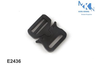 China Hebilla del cinturón negra mate del metal con la superficie polaca y de electrochapado en venta