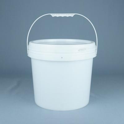 China 11 Liter Produce Plastic Packaging Container With Lid And Handle for sale