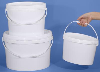 China Customizable Oval Plastic Bucket For Food Fruit Toys And Storage à venda