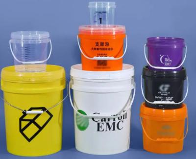 中国 Stackable White Five Gallon Plastic Buckets for Customer Needs 販売のため