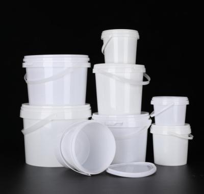 China White Food Grade Plastic Bucket with Lid 1L-5L Capacity BPA Free Recyclable Handle -40°F To 180°F Temperature Range for sale
