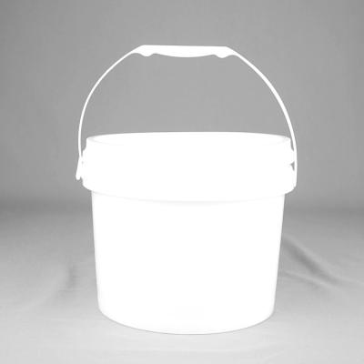 China Chemical 5L Round Plastic Bucket With Lid , 1.5 Gallon Plastic Bucket for sale