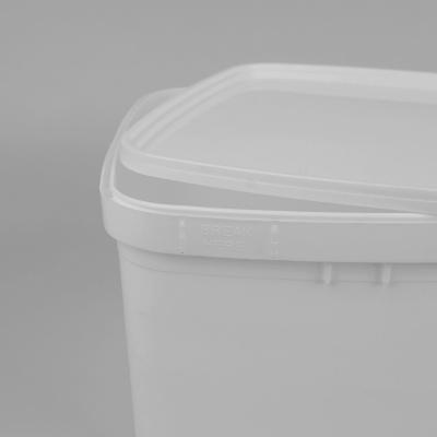 China 3 Liters Transparent Rectangular Plastic Bucket With ISO9001 for sale