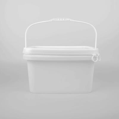 China ISO9001 Approval 5L Plastic Toy Buckets With Handles And Lids for sale