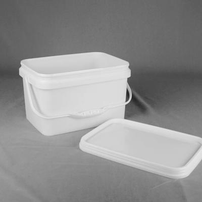 China 10L Toy Plastic Packaging Bucket Rectangular Handle With Lid for sale