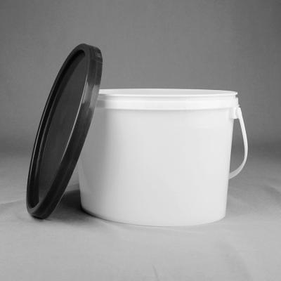 China Heavy Duty BPA Free Oval Plastic Bucket 5L Plastic Bucket With Lid for sale