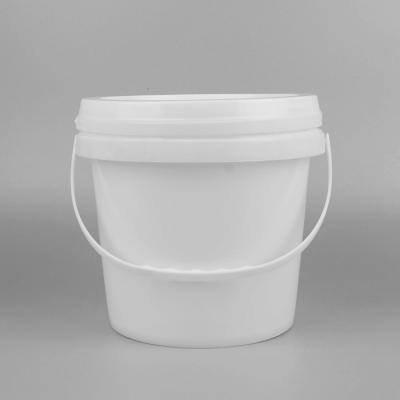 China 5L PP Polypropylene Small Chemical Bucket Round With Handles for sale